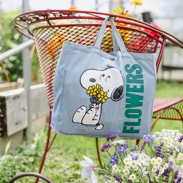 3P4 X Peanuts Vintage Market Tote - Snoopy Flower Bouquet For Cheap - Image 2